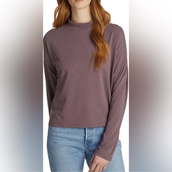 MEC All Day Essentials Mock Neck T-Shirt - Picture 1 of 7